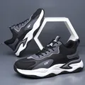 Heren sneakers in zwart wit grijs met VIR-logo en ademend mesh voor comfort - Zwarte Effen Schoenen
