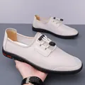 Men's breathable mesh slip-on shoes in beige with soft sole and quick-lace design - EU 38 / Off White