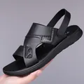 Herren-Sport-Sandalen aus schwarzem Leder mit atmungsaktivem Obermaterial und Gummisohle - EU 38 / Schwarz