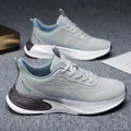 Atmungsaktive Herren Laufschuhe aus grauem Fly-Woven-Mesh mit dämpfender Laufsohle - EU 38 / Grau
