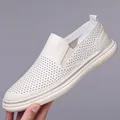 Mocassini da uomo in pelle bianca traforata con design traspirante e suola morbida - EU 38 / Bianco Sporco Traforato