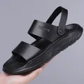 Sandalias casuales negras para hombre con cuero granulado y correa de talón ajustable - 38 / Negro (1528)