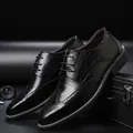 Classic black leather Brogue derby dress shoes for men with elegant wingtip carving detail - EU 38 / Black