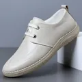Zapatos casuales de cuero blanco roto para hombre con textura de escamas y suela sport - EU 38 / Estilo Con Cordones (8107) / Blanco