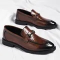 Classic men's brown gradient leather loafers with black metal bit and rubber sole - EU 38 / Brown