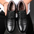 Schwarze Herren-Business-Lederschuhe mit warmem Pelzfutter und Kieselmaserung - Schwarz Schnürschuh Plüsch Gefüttert