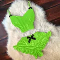 Completo intimo in velluto verde neon due pezzi con fiocchi neri su fondo bianco - S / Verde Fluorescente