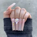 Uñas postizas largas degradado nude con flores 3D y brillantes diamantes dorados - Tipo de Pegamento / Rosa Nude