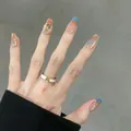 Unghie finte a ballerina con punte blu, strass champagne e dettagli in foglia d'oro - Cielo Blu Diamante Dorato (BY1428) / Stile Colla Gel UV (ai-30 Pezzi/Confezione) / Blu Ciano