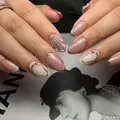Unghie finte rosa nude con texture conchiglia 3D, perle e punte francesi dorate - Stile con Colla / Stile Nobile di Lusso (BZ1782)