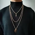 Set di collane dorate a tre strati con pendenti a croce e quadrati su maglia nera - Set Pendente a Croce / Argento