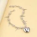 Collar punk de alambre de espino plateado con púas y colgante de corazón - Collar Corazón Remache Espinas