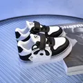 Scarpe panda per neonati in bianco e nero con chiusura a strappo e suole traslucide - Taglia 25 (Interno 15.5cm) / Nero