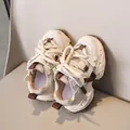 Sneakers in pelle per bambini beige e marrone con mesh traspirante e suola antiscivolo - Taglia 25 (Interno 15.5cm) / Kaki
