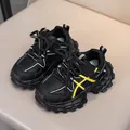 Scarpe sportive per bambini nere e gialle traspiranti con suola spessa antiscivolo - Taglia 21 (Lunghezza 13.5) / Nero/Giallo