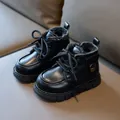 Kids black leather snow boots with warm fur lining and side zipper closure - Size 21 (Inner length 13.5CM) / Black