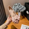 Eleganti ballerine in raso rosa da donna con fiocco grande e cinturino elastico - 33 / Rosa