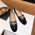 Black Mary Jane shoes with patent leather toe and heart rhinestone buckle detail - EU 35 / Black
