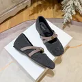 Manoletinas Mary Jane de forro polar gris oscuro con correas cruzadas y rosa dorada - EU 35 / Gris