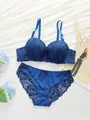 Conjunto de lencería azul oscuro con encaje floral y sujetador con aros ajustable - S / Azul