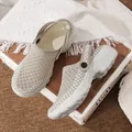Zuecos de malla transpirable beige con detalles de cuadros y suela de plataforma cómoda - EU 35 / Estilo de Malla Beige / Beige
