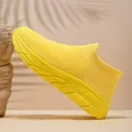 Baskets chaussettes en maille jaune pour couples avec semelles antidérapantes à vagues - 36 / Jaune