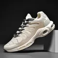Scarpa antinfortunistica leggera bianco sporco con punta in acciaio e suola ammortizzata - 39 / Beige