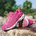 Roze waterschoenen voor dames met mesh bovenwerk en sneldrogende drainagezool - 35 / Rozerood
