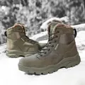 Winter thermal outdoor boots in army green with faux fur lining and non-slip rubber sole - EU 39 / Green