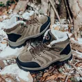 Men's brown winter hiking boots with faux fur lining and non-slip rubber soles - EU 36 / Brown
