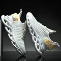 Baskets de course blanches en maille avec semelle évidée et boucle jaune au talon - EU 39 / Blanc