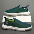 Slip-on breathable knitted running shoes for men with blue-green gradient finish - EU 39 / Dark Blue
