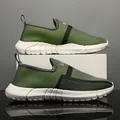 Slip-on wandelschoenen voor heren van groen mesh met antislip rubberen zolen - EU 39 / Grasgroen