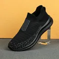 Scarpe sportive da uomo slip-on in mesh traspirante nero con suola ammortizzata - 38 / Serie 227 / Nero
