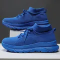 Atmungsaktiver königsblauer Strick-Sportschuh für Herren mit dicker Sohle und Socken-Design - EU 39 / Blau