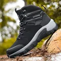 Men's high-top outdoor hiking boots in black leather and mesh with metal eyelets - EU 39 / Black