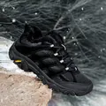 Black outdoor hiking shoes with mesh upper and warm faux fur lining for winter - EU 36 / Black