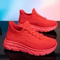 Atmungsaktive rote Mesh-Flyknit-Wanderschuhe mit gedämpften dicken Anti-Rutsch-Sohlen - Rot