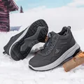 Dark grey outdoor winter sports shoes with fleece lining and non-slip rubber soles - EU 39 / Gray (Men)