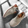 Baskets décontractées en maille pour hommes en beige et marron avec semelles blanches - EU 40 / Khaki