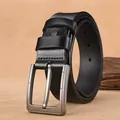 Ceinture classique en cuir noir pour hommes avec boucle argentée au style vintage - Taille 105 / Noir