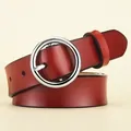 Cintura da donna in vera pelle bordeaux con fibbia rotonda in argento lucido - Fibbia Argentata - 105cm / Rosso