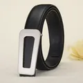 Ceinture classique en cuir noir pour femme avec boucle rectangulaire en argent mat - 100cm / Noir