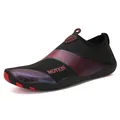 Quick-dry black water shoes with red gradient pattern and MOTION logo detail - 35 / Casual Style / Black Red