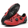 Macro view of carbon fiber cycling shoes with dual rotary dials and stiffness index 10.0 - 40 / 2021 Series Style / Red
