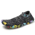 Scarpe da scoglio a piedi nudi ad asciugatura rapida con tomaia in maglia e suola colorata - 36 / Grigio scuro
