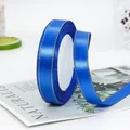 Cinta de satén azul oscuro con bordes dorados para envolver regalos y manualidades - Azul zafiro