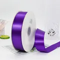 Ruban de satin violet brillant en polyester pour emballage élégant de fleurs et cadeaux - Violet