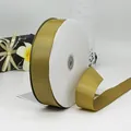 Goldgelbes 4cm Ripsband auf weißer Spule für elegante Geschenkverpackungen - Gold