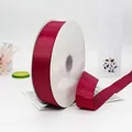 Rolle mit 4 cm breitem, weinrotem Ripsband für elegante Geschenk- und Tortenverpackungen - Weinrot